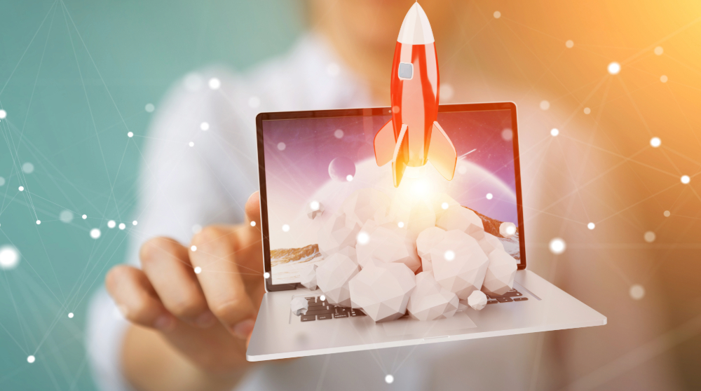 Amazon Associates vs. Influencer. Find out which one works for you.