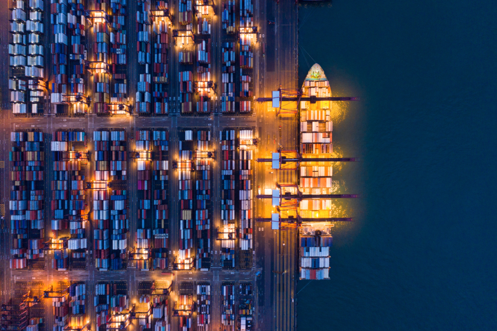 Amazon container shipping to UK/EU and US is available with different pricing.
